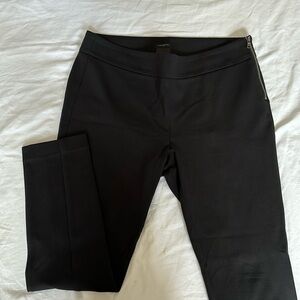 ANN TAYLOR BLACK TAPERED SLACKS SIZE 10